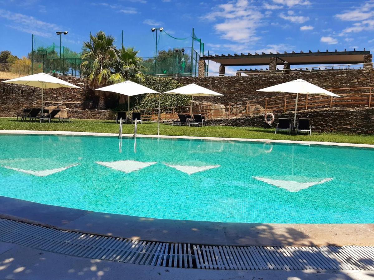 Hotel 4 Estrellas Conventual De Alcantara Eksteriør bilde