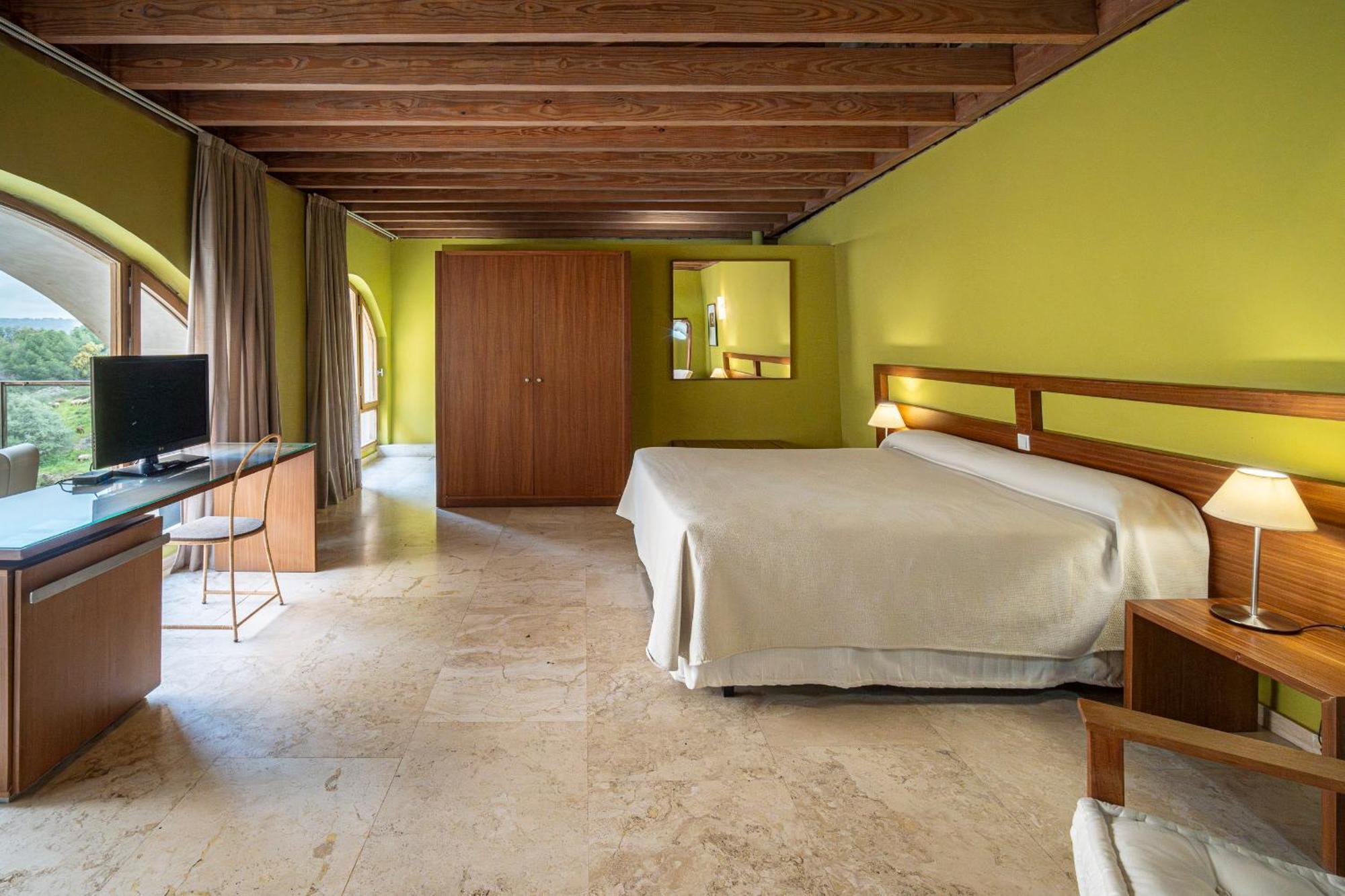 Hotel 4 Estrellas Conventual De Alcantara Eksteriør bilde
