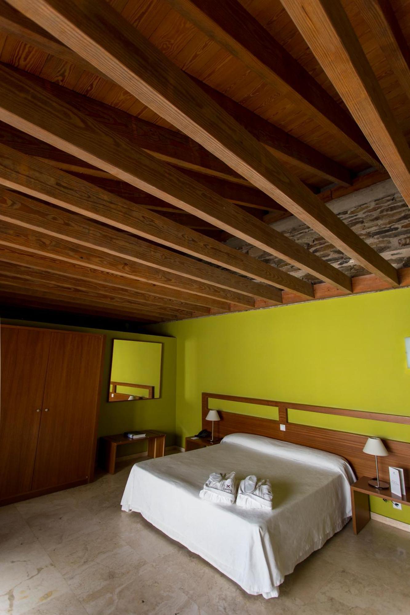 Hotel 4 Estrellas Conventual De Alcantara Eksteriør bilde