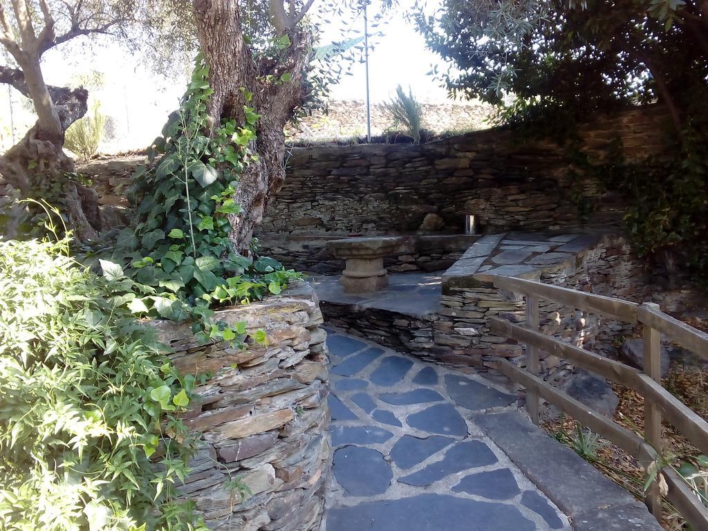 Hotel 4 Estrellas Conventual De Alcantara Eksteriør bilde