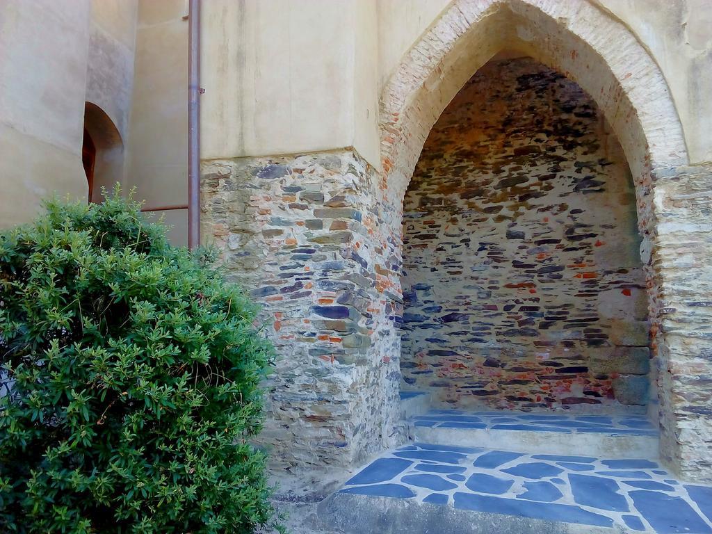 Hotel 4 Estrellas Conventual De Alcantara Eksteriør bilde
