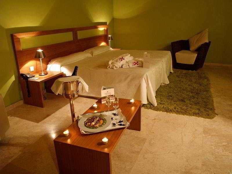 Hotel 4 Estrellas Conventual De Alcantara Eksteriør bilde