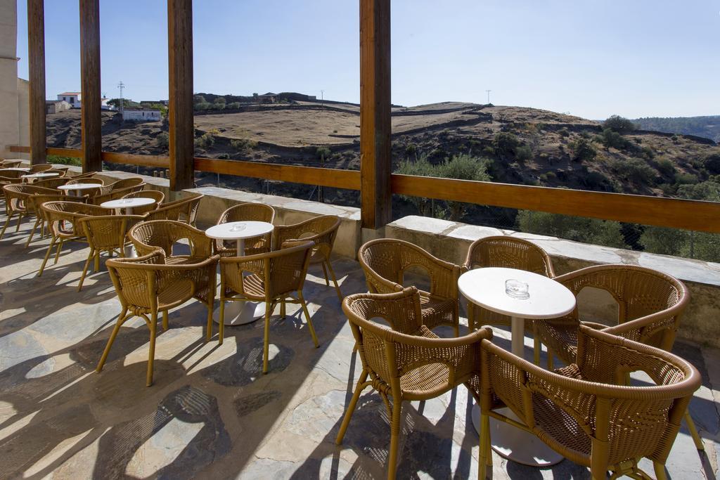Hotel 4 Estrellas Conventual De Alcantara Eksteriør bilde